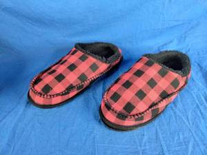 lot 115 image: Muk Luks Mens Pieced Scuff - Size 1011