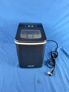 lot 127 image: NewAir Countertop Nugget Ice Maker - Matte Black