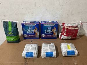 lot 227 image: LOT OF Kittys Litter