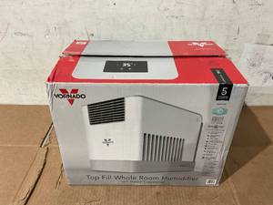 lot 240 image: Vornado EV5 Humidifier