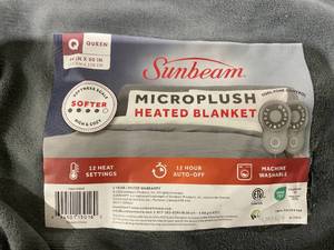 lot 121 image: Queen Size Sunbeam Queen Blanket Grey Microplush, 12 Heat Settings, 12-Hour Auto Shut-Off, Electric Heated Blanket with Controller