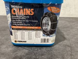 lot 640 image: Peerless Chain Truck Tire Chain with Rubber Tighteners, #0321030
