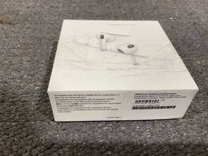 lot 153 image: Apple AirPods (3rd Generation)