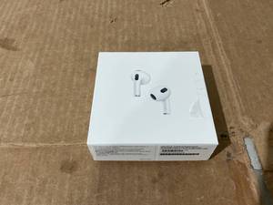lot 264 image: Apple AirPods (3rd Generation)