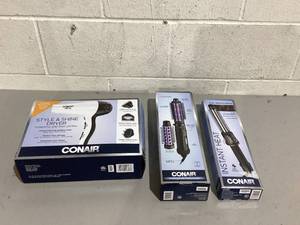 lot 535 image: Lot of 3 Miscenalleous Conair Hair Accessories