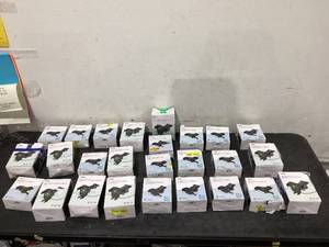 lot 644 image: LOT OF Phone Mounts