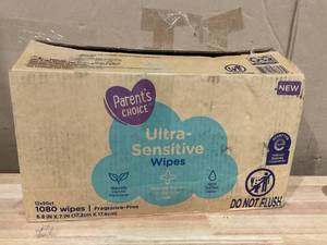 lot 451 image: 11 Packs Parents Choice Ultra-Sensitive Baby Wipes