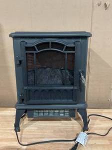 lot 469 image: Mainstays 2-Setting 3D Electric Stove Heater with Life-like Flame, Black