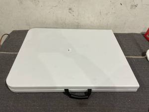 lot 195 image: Cosco 6 Centerfold Folding Table