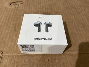 lot 94 image: Samsung Galaxy Buds3 Wireless In Ear Earbuds with Charging Case