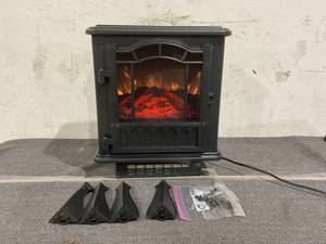 lot 351 image: Mainstays 2-Setting 3D Electric Stove Heater with Life-like Flame