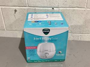 lot 726 image: Vicks Filter-Free 3-in-1 SleepyTime Humidifier, Diffuser and Night-Light