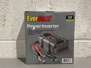 lot 730 image: EverStart 400 Watts Vehicle Power Inverter