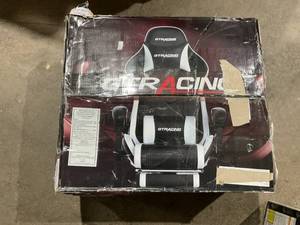lot 471 image: GTRACING GTWD-200 Ergonomic Gaming Chair with Adjustable Pillows and Footrest , White