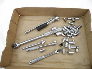 lot 86 image: Ratchets, sockets