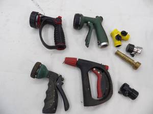 lot 100 image: garden hose nozzles