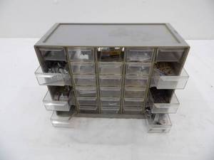 lot 105 image: organizer
