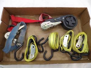 lot 142 image: Ratchet straps