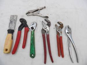 lot 150 image: Tools