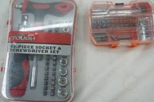 lot 59 image: Socket set