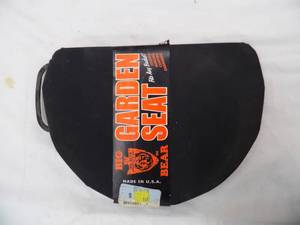 lot 190 image: Bucket seat