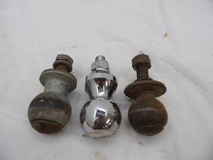lot 232 image: ball hitches