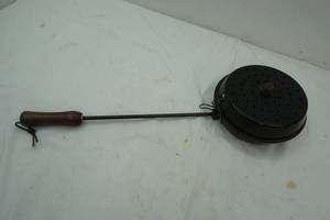 lot 250 image: Campfire popcorn popper