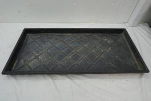 lot 282 image: Boot tray