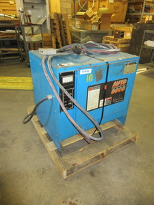 lot 101 image: HERTNER AUTO 5000 FORKLIFT BATTERY CHARGER