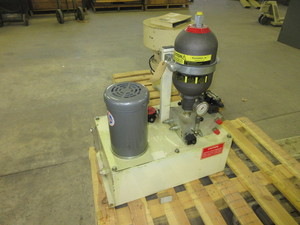 lot 108 image: PRICE ENGINEERING CO.  HYDRAULIC SUPPLY UNIT