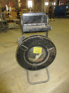 lot 133 image: SIGNODE BANDING MACHINE