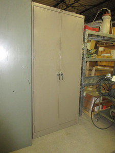 lot 311 image: TENNSCO 2 DOOR CABINET