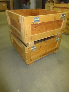 lot 147 image: CUSTOM WOODEN PALLET BOXES