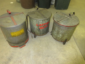 lot 167 image: 10 GALLON OILY WASTE CANS