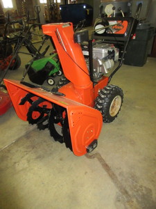 lot 201 image: ARIENS PRO 32 SNOW BLOWER