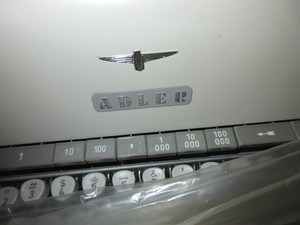 lot 620 image: VINTAGE ADLER TYPEWRITER - BRAND NEW