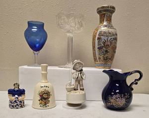Assortment of Vintage Home Decor (As Is  View Photo )