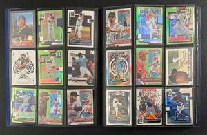 lot 41 image: 360 Card Binder - 2022-2023 Baseball Cards - Topps, Topps Chrome, Optic