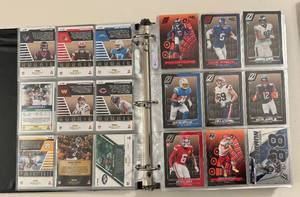 lot 82 image: 405 Card Binder - 2022 Football Cards - Zenith, Elite, Moasic