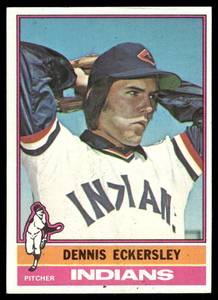 lot 43B image: Dennis Eckersley RC 1976 Topps #98 Baseball Card
