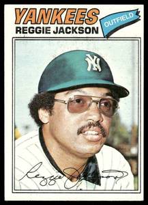 lot 90B image: Reggie Jackson 1977 Topps #10 Baseball Card