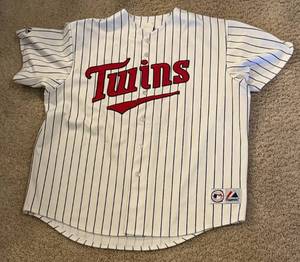 lot 35E image: Torii Hunter Minnesota Twins Baseball Jersey #48 MLB Majestic Authentic