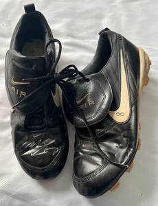 lot 26C image: Nick Punto Game-Used and Signed Spikes - Minnesota Twins Baseball