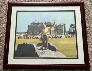 lot 12D image: Jack Nicklaus Signed and Framed Gold Photo with COA