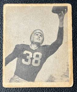 lot 173C image: 1949 Bowman Nolan Lunn #9 Vintage Football Card