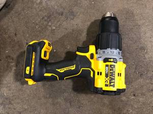DEWALT 20V Compact Cordless 12 in. Hammer Drill (Tool Only) Customer Returns See Pictures