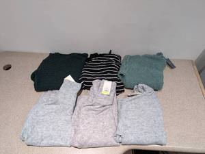 6 NEW S WINTER SWEATERS