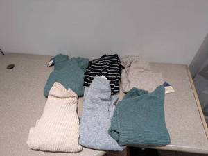 6 NEW M WINTER SWEATERS