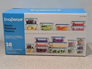 NEW SNAPWARE 38 PIECE STORAGE CONTAINERS SET