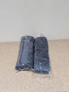 2 NEW OPEN BOX HEATING PADS
